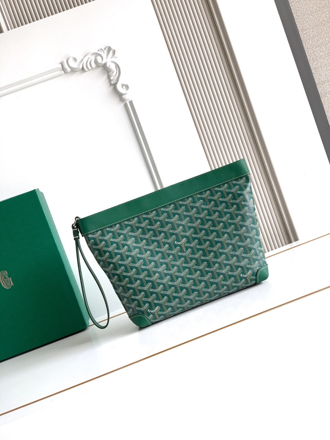 Goyard bag