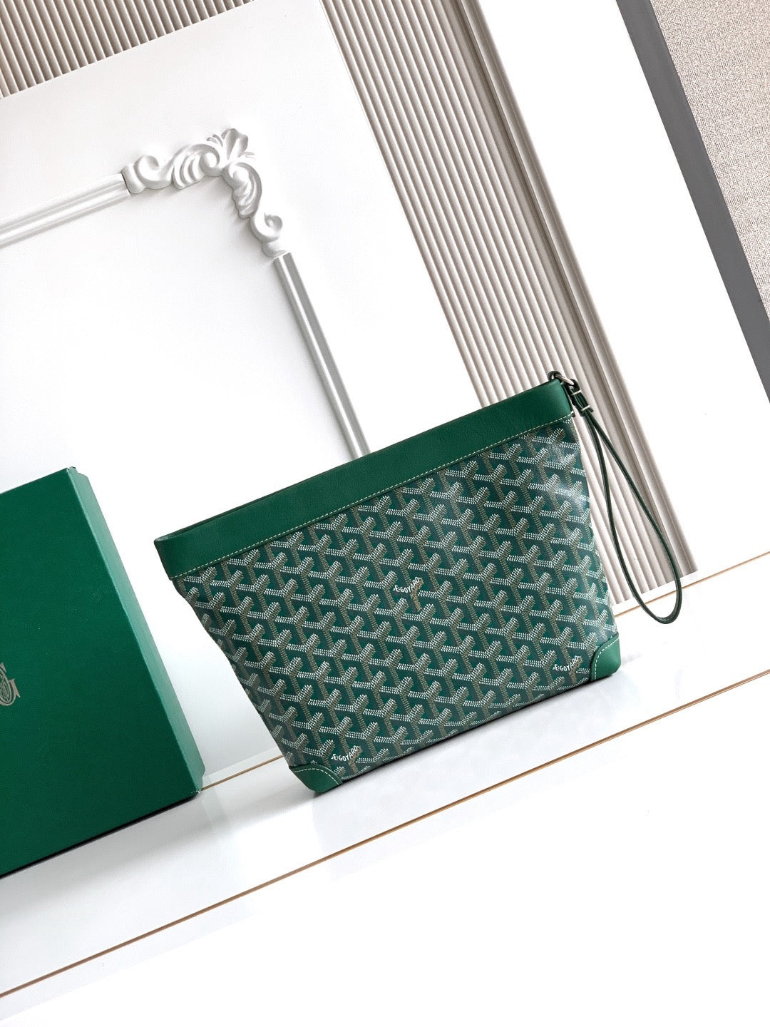 Goyard bag