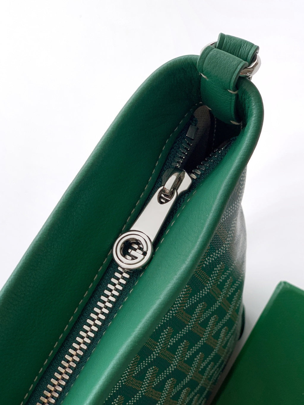 Goyard bag