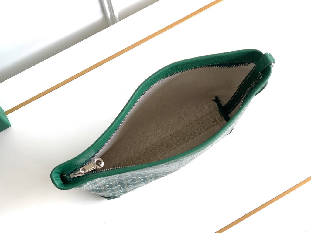 Goyard bag