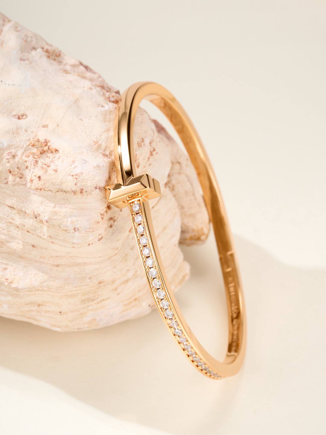Tiffany T bracelet size